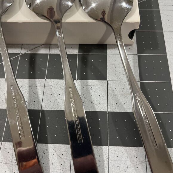 Reed & Barton Fiddler II (4) Oval / Soup Spoons Stainless Flatware Replacements - Picture 12 of 16